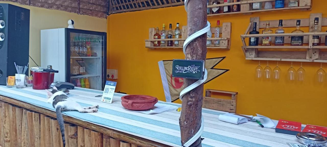 Red Monkeys Hostel Арамболь Экстерьер фото